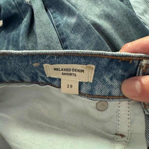 🦋 MADEWELL Relaxed Denim Shorts in Madera Wash: Side-Slit Edition Size 29 - Picture 3 of 5